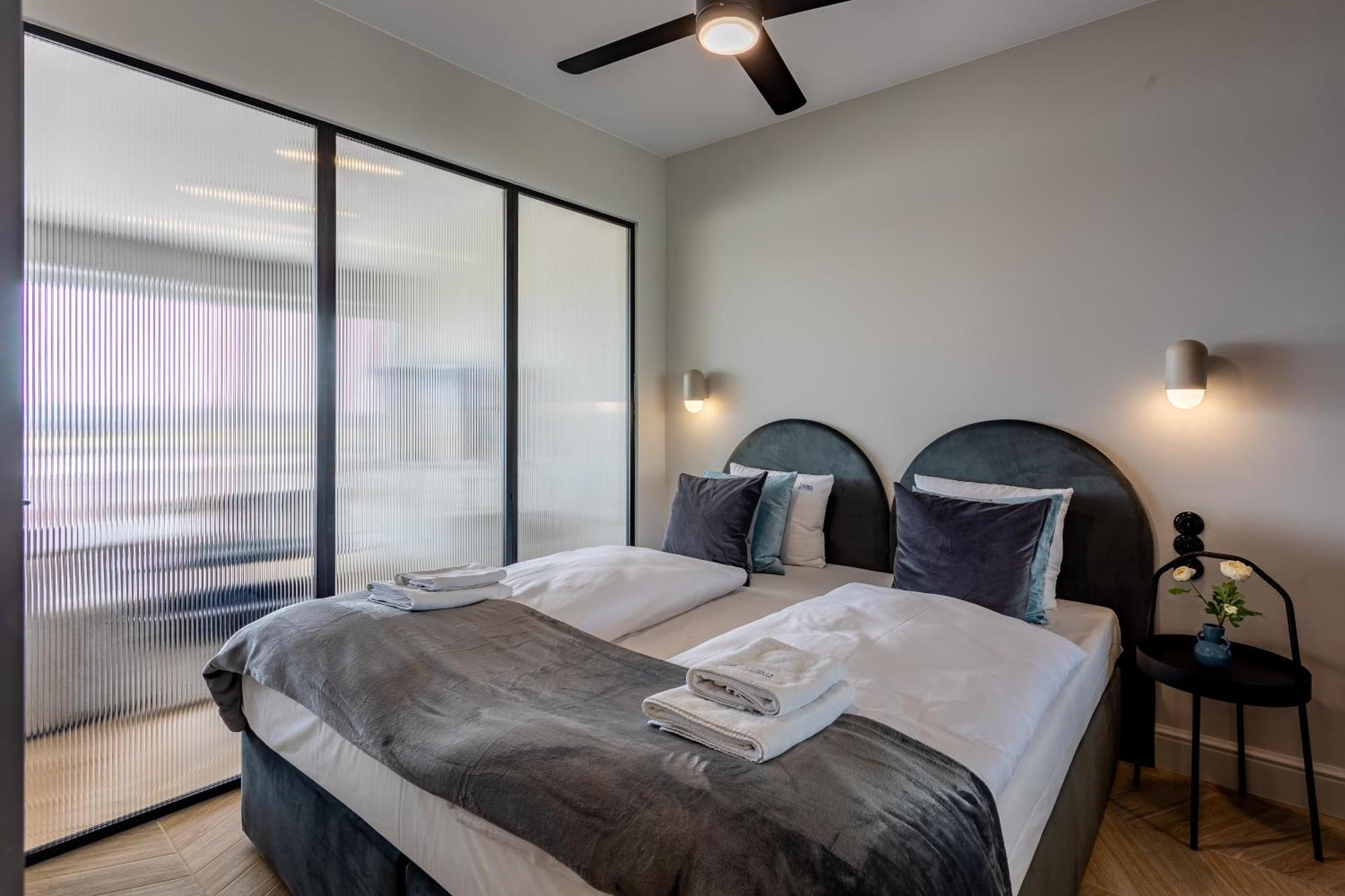 Ambria Apartments Centrum ชวีโนวิชแจ ภายนอก รูปภาพ